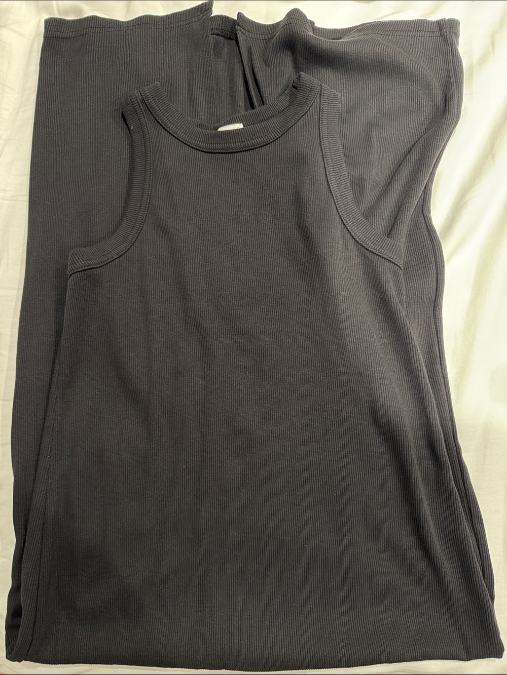 Uniqlo/GU Women’s Black Ribbed Tank Top